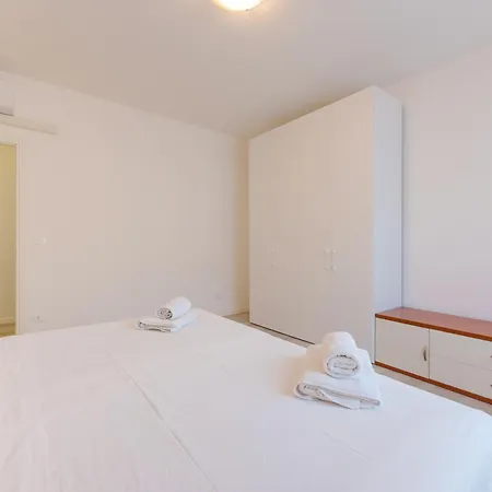 شقة Casa Daniela - 10 Min From & Free Parking