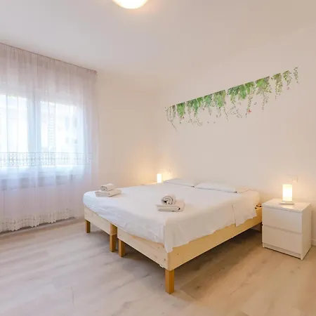 Casa Daniela - 10 Min From & Free Parking Venice