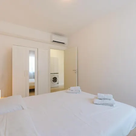 Casa Daniela - 10 Min From & Free Parking * Venice